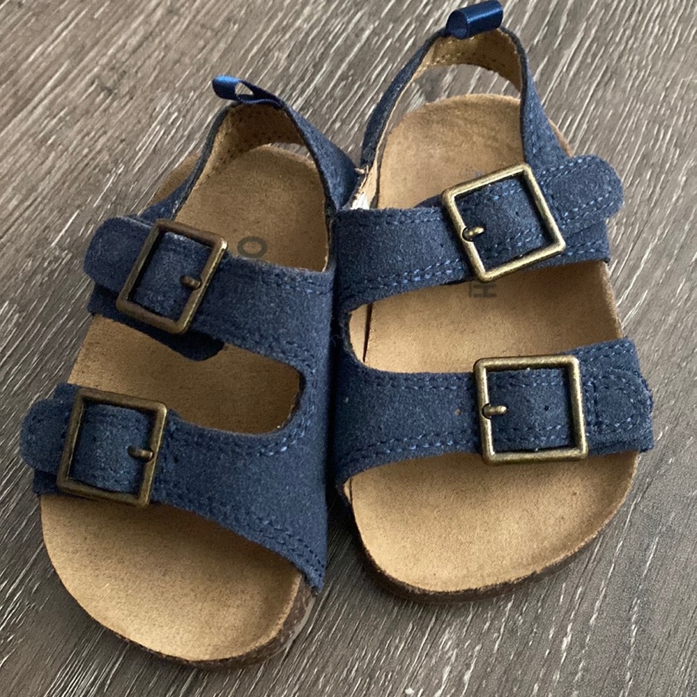 OshKosh TODDLER sandals NWOT